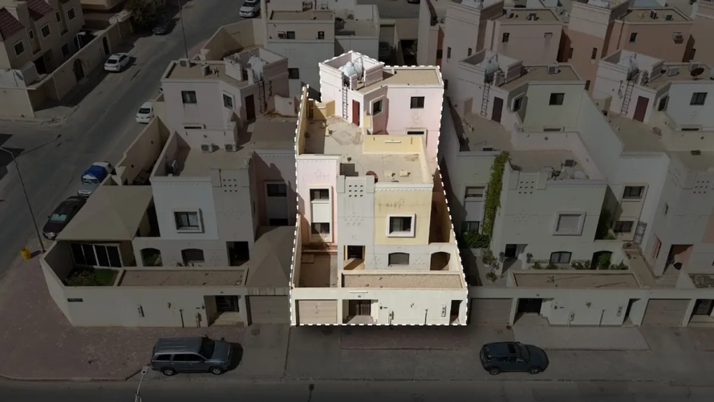 مزاد وهج الرياض