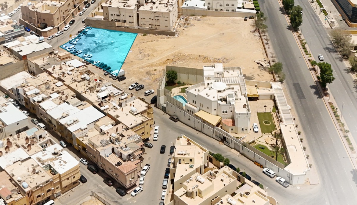 مزاد أريام الرياض